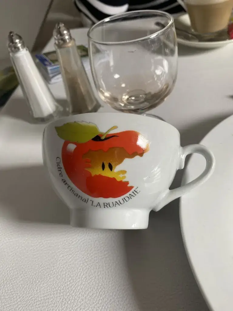 Hugh O'Connor_Creperie Ker David_Saint-Pierre-Quiberon_review