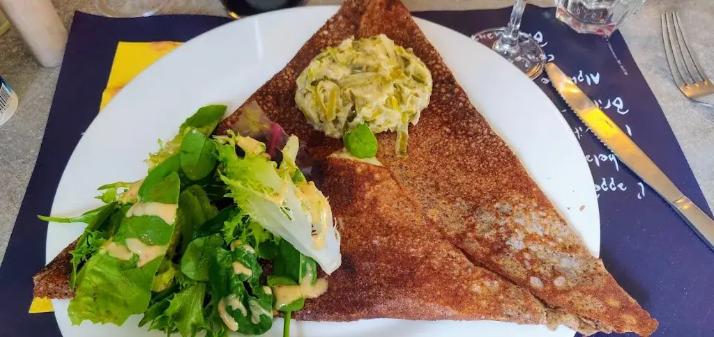 Marcus Wilde_Les Mouettes_Quiberon_review