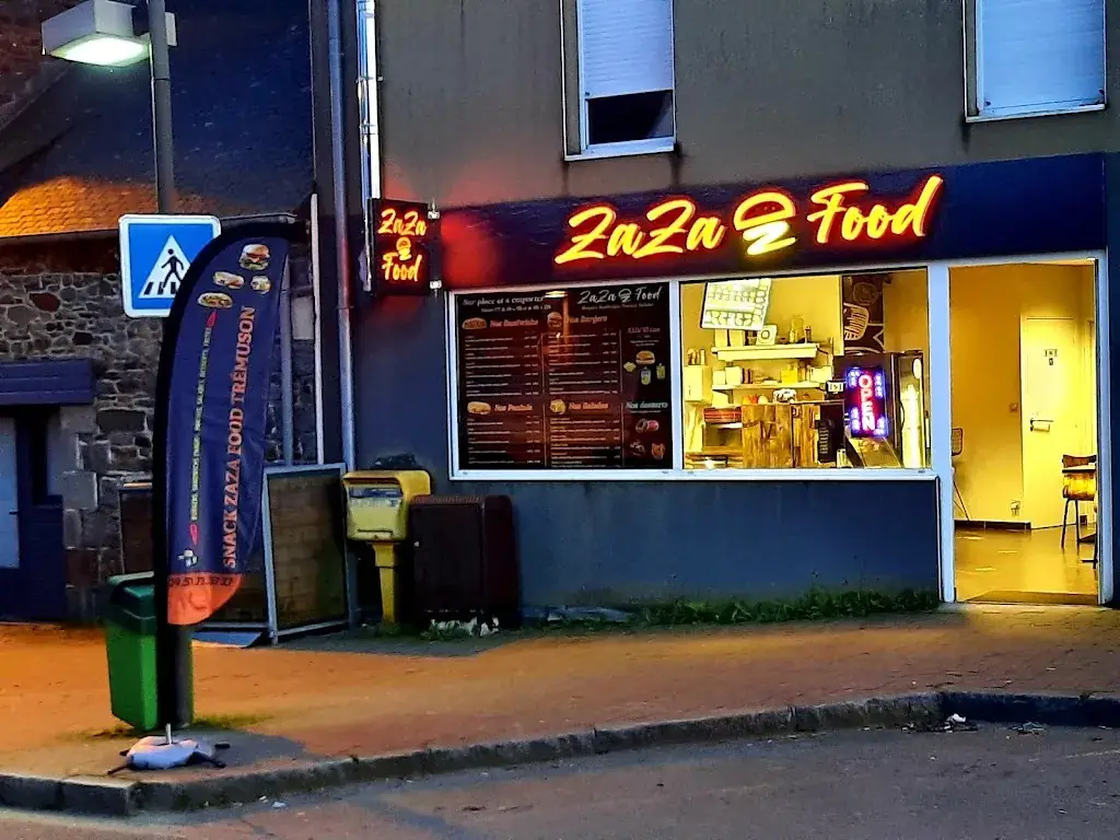 ZAZA FOOD restaurant in Trémuson