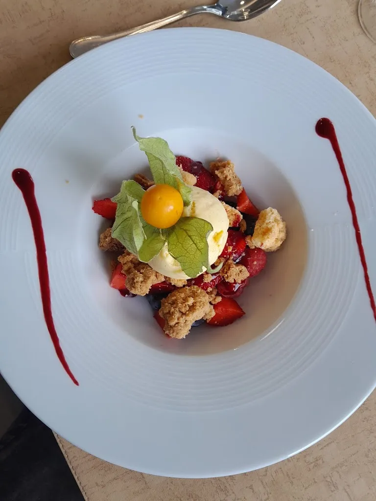 Loic Bouchard_Auberge de la Tour_Rocles_review