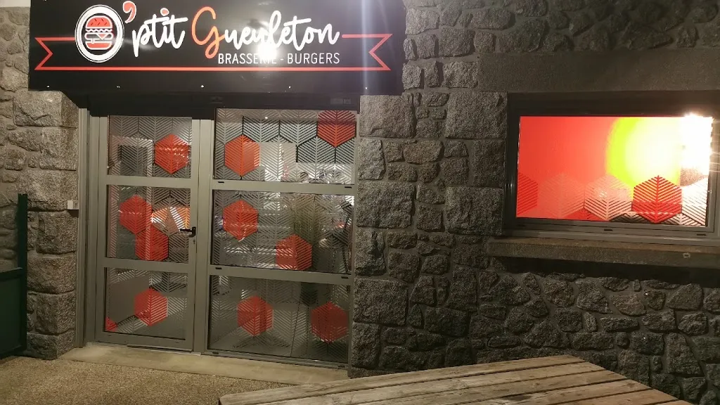 0'ptit resto restaurante en Trévé