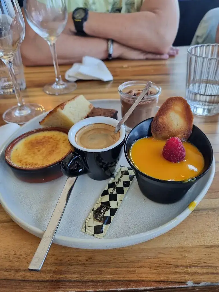 Christine Triché_Les Triagoz_Trégastel_review