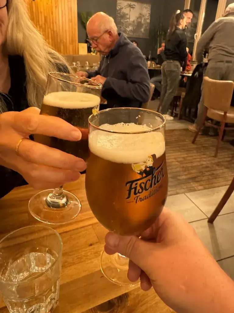 Stephen Taaffe_Les Îles du Cantal_Saint-Flour_recensione