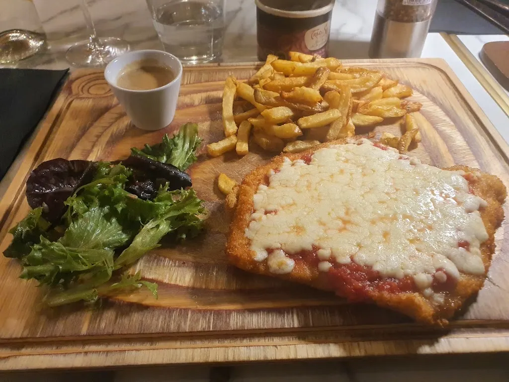 Julia_ODORICO_Vitré_review