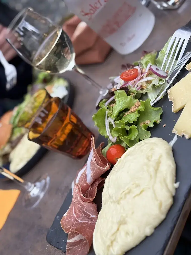 JEAN-STEPHANE DI DONATO_Le P'tit Comptoir_Salers_reseña