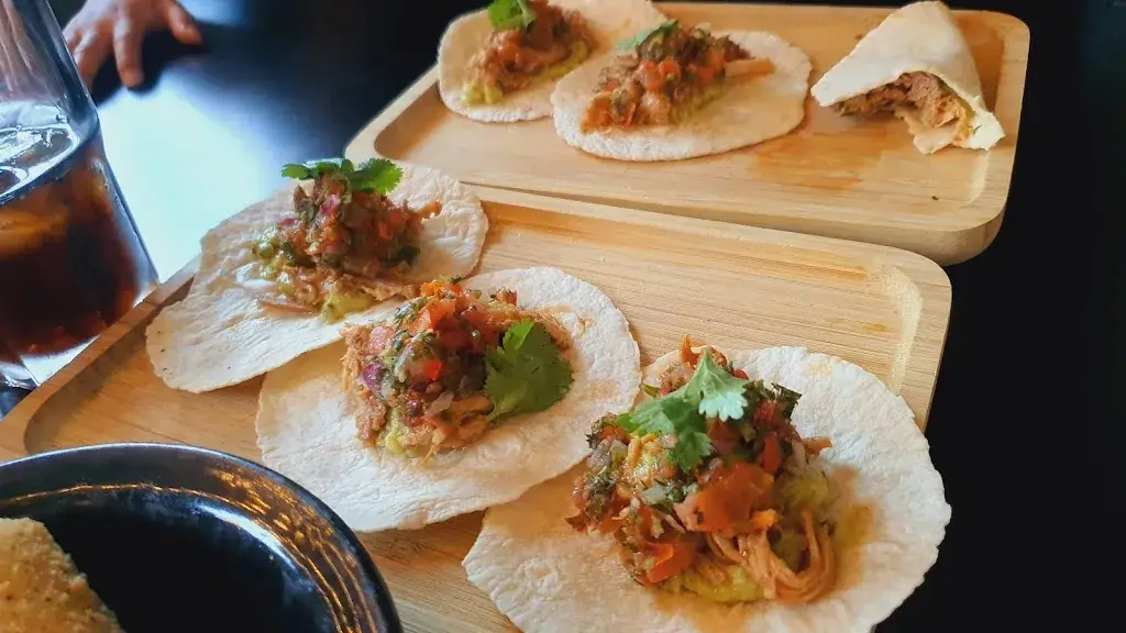 BDS Restaurant Vern_Vern-sur-Seiche_slider_image_3