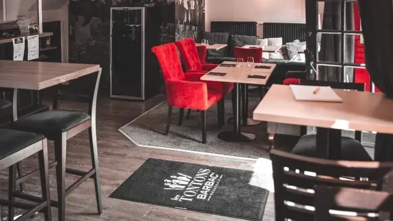 Bar-Brasserie Les Tontons Barbac'_Vern-sur-Seiche_slider_image_1