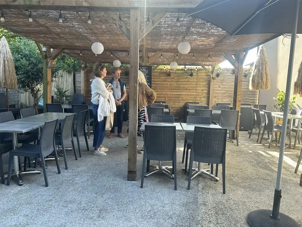 Bar-Brasserie Les Tontons Barbac'_Vern-sur-Seiche_slider_image_3