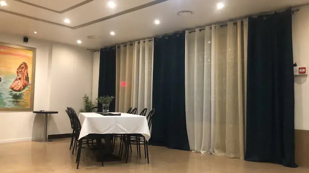 Athéna Restaurant - Spécialités Grecques - Libanaises - Arméniennes restaurant in Bourg-lès-Valence