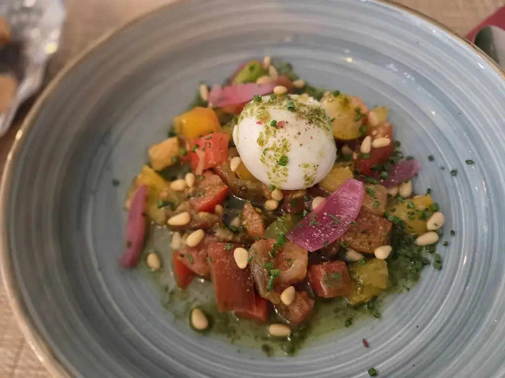 William SEDEF_Bar/Restaurant Le Vortheix_Theix-Noyalo_review