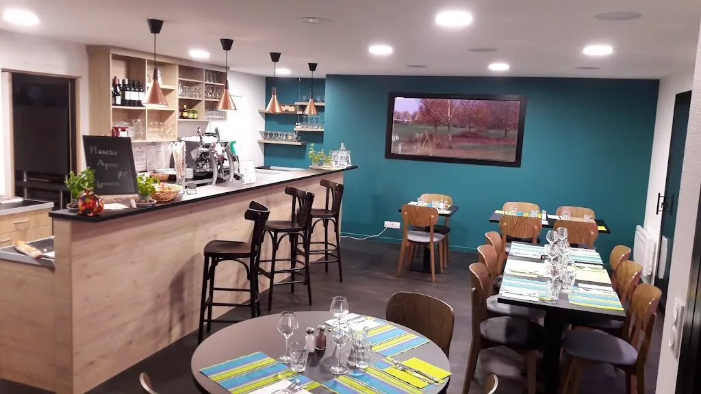 Restaurant Le Petit Morceau restaurant in 56450