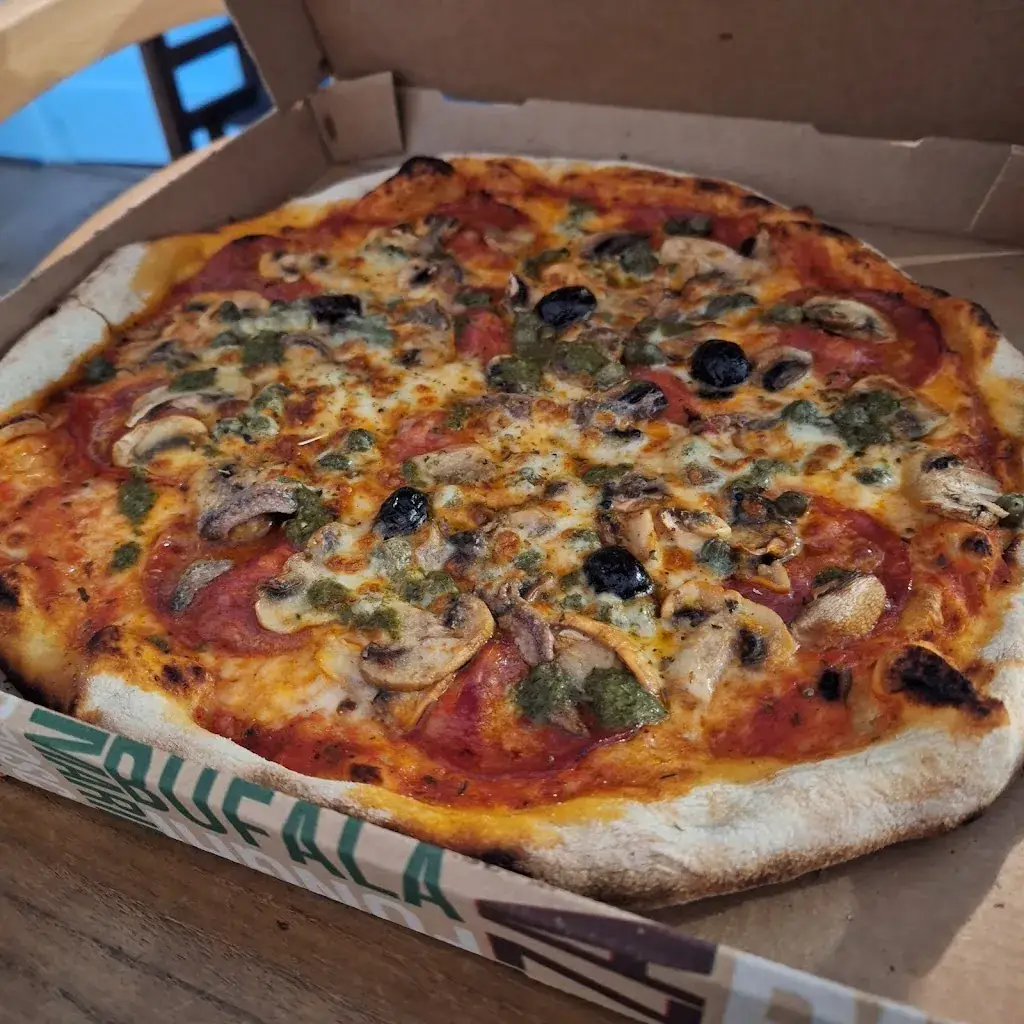 Menu_Pizza-Braises. Pizza au feu de bois_Theix-Noyalo_image_9