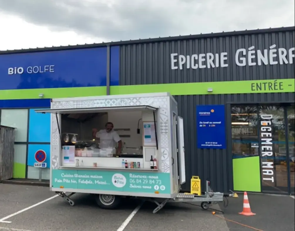 Bara Pita Foodtruck restaurant in Theix-Noyalo