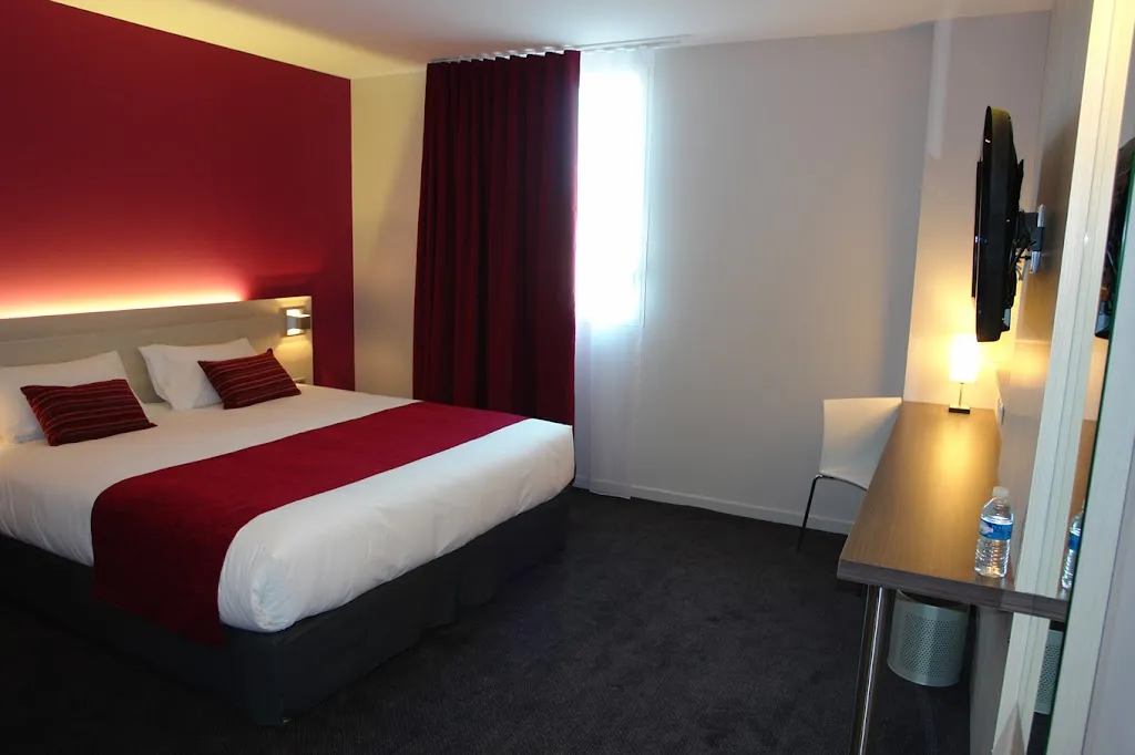 Brit Hotel Vannes-Theix restaurant in Theix-Noyalo