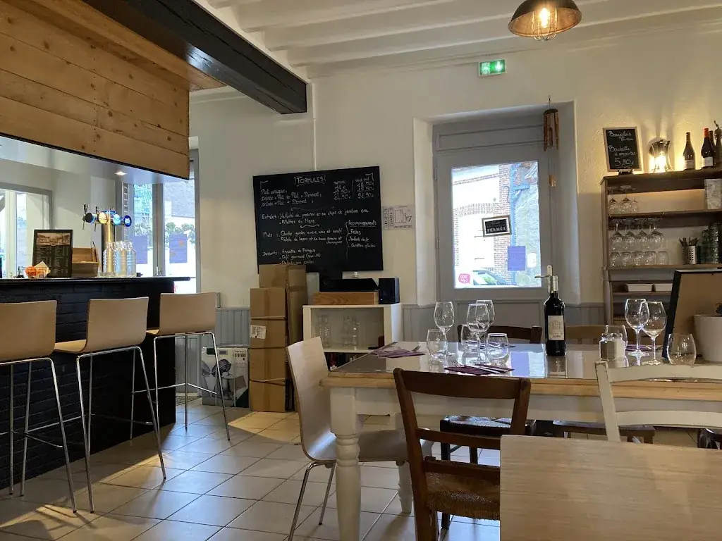 L'arbre de la Liberte_Mévoisins_slider_image_1