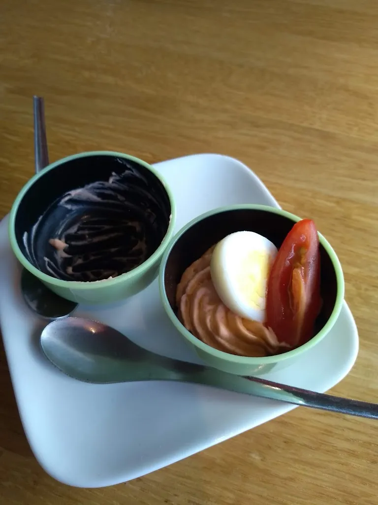 Susan Stone_CÔTÉ LAC_Ploërmel_review