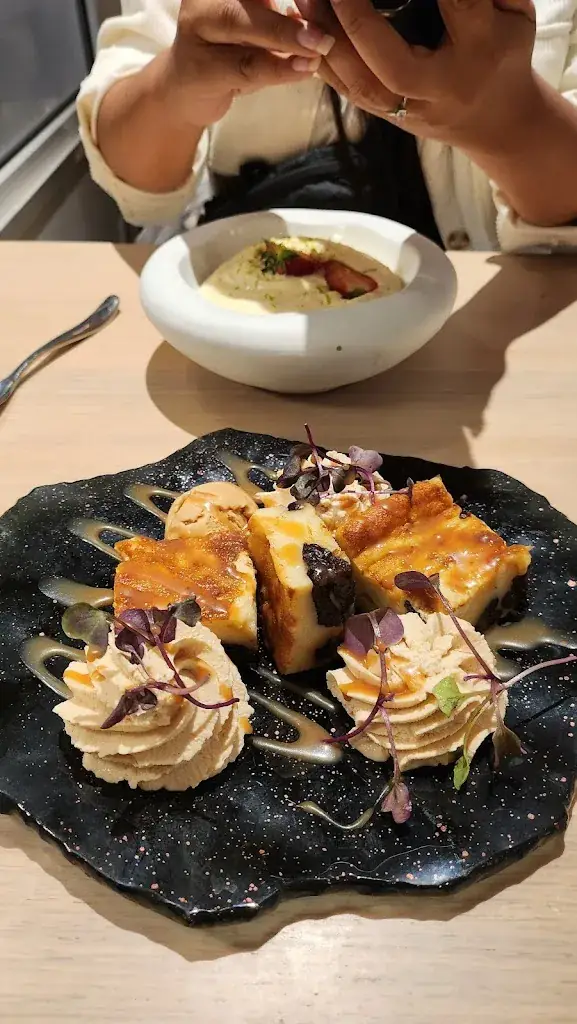 Jack Hendrix_Restaurant Le Roi Arthur_Ploërmel_review