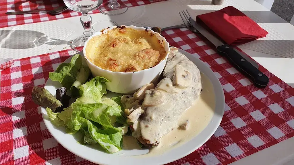 LA BONNE ETOILE HELLEAN_Helléan_slider_image_2