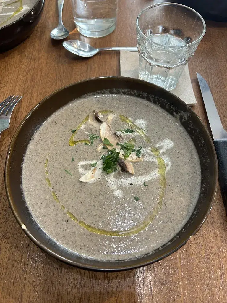 Yasmine Sahl_L'Art des Choix de Chony - Bar & restaurant Associatif_Bourg-lès-Valence_avis