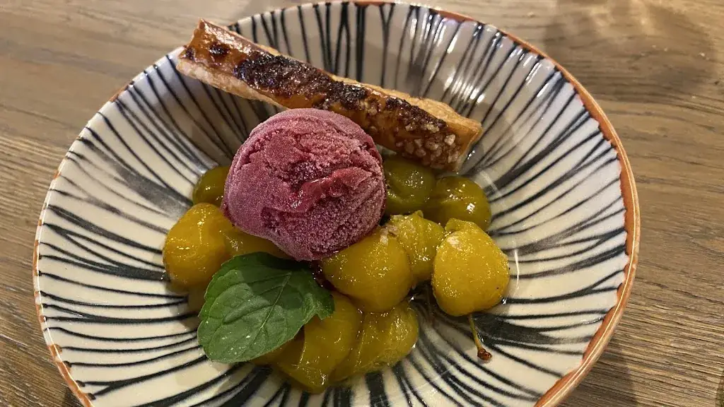 Restaurant L'Ascalier_Brou_slider_image_2