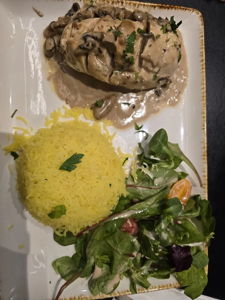 Omar Javed_La Renaissance | Restaurant Halal_Tremblay-en-France_review