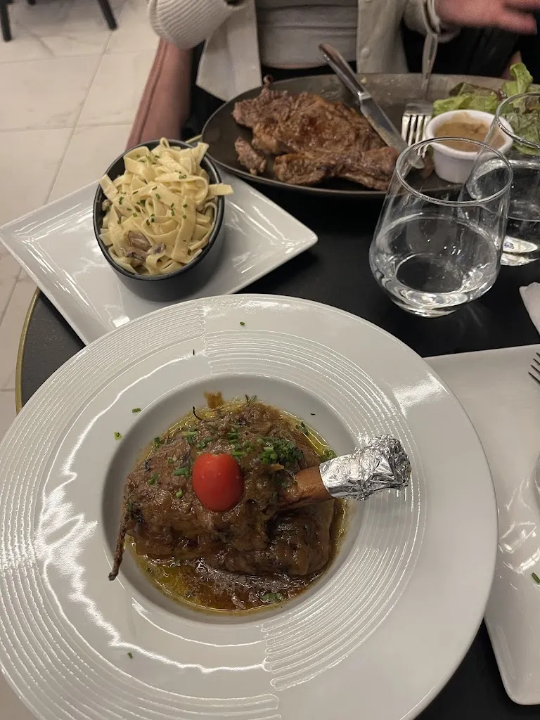 Josh K._La Renaissance | Restaurant Halal_Tremblay-en-France_review