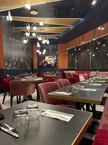 La Renaissance | Restaurant Halal_Tremblay-en-France_slider_image_1