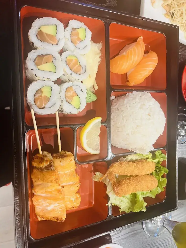 Randri Tah_New Tokyo Restaurant_Tremblay-en-France_review