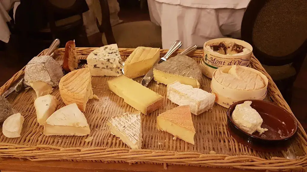 Menu_Auberge _ du Tourlourou restaurant gastronomique_Tremblay-en-France_image_6