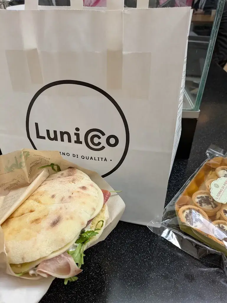 Tigellabella_Tremblay-en-France_slider_image_3