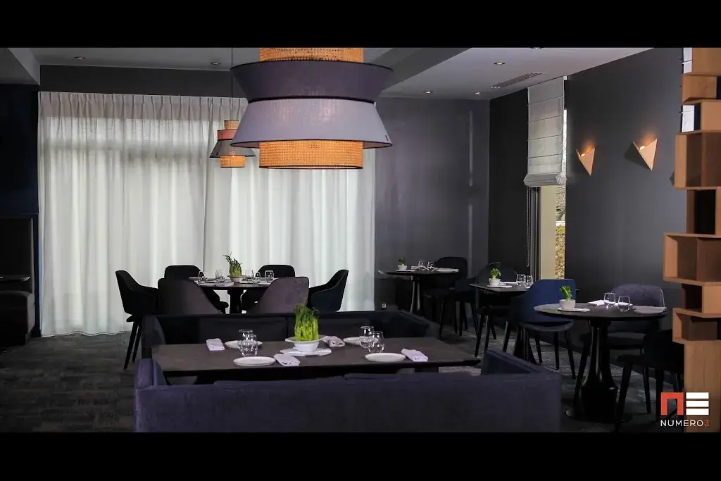 Numéro 3 Restaurant_Tremblay-sur-Mauldre_slider_image_1