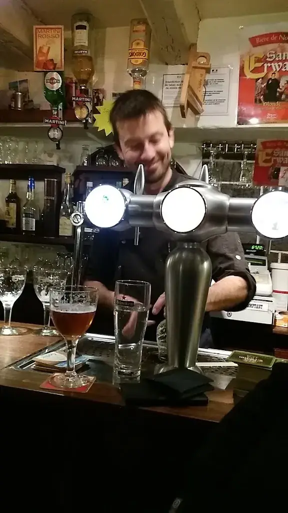 Menu_L'un des sens_Vezin-le-Coquet_image_1