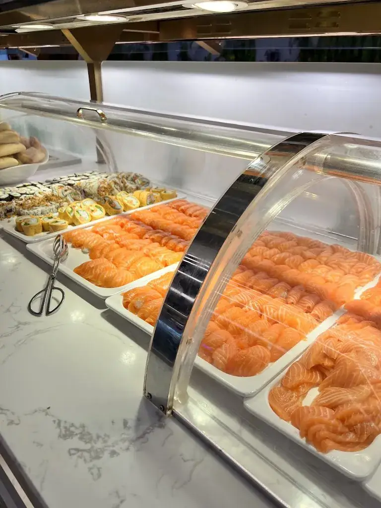 Nour Mansour_Le Lotus d'Asie_Vezin-le-Coquet_review