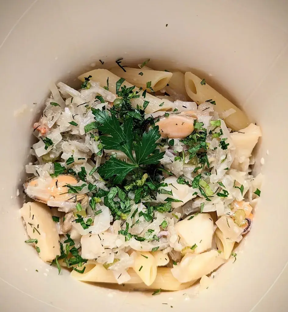 Pierre-Yves Jestin_Strada Ragù_Vezin-le-Coquet_review