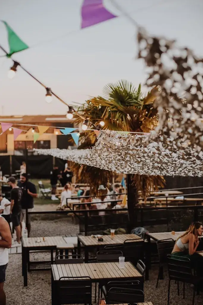 Morex Custom House : Restaurant Bar restaurant in Vezin-le-Coquet