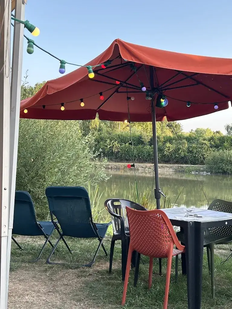 La Table de la Carpe Arthonnaise_Arthon_slider_image_1