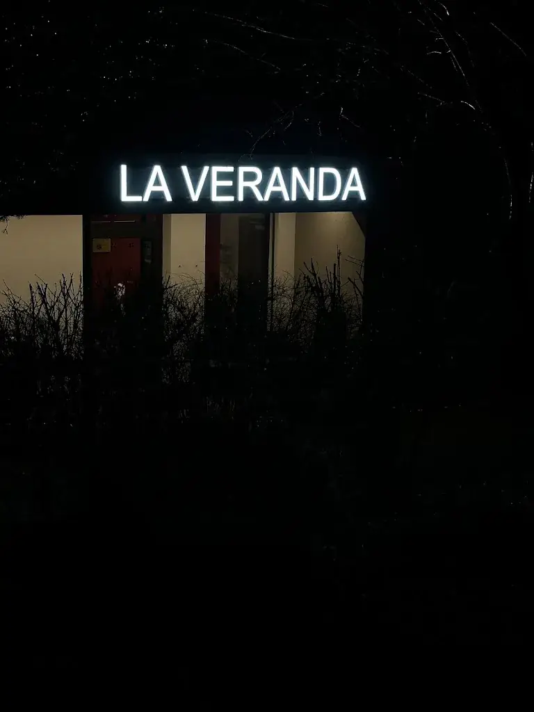 valérie clemente_La Véranda Chez Jojo et Rico Sàrl_Pont-la-Ville_review