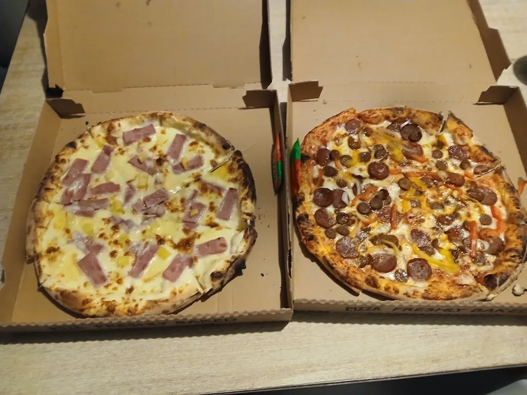 Pizza avord_Avord_slider_image_3