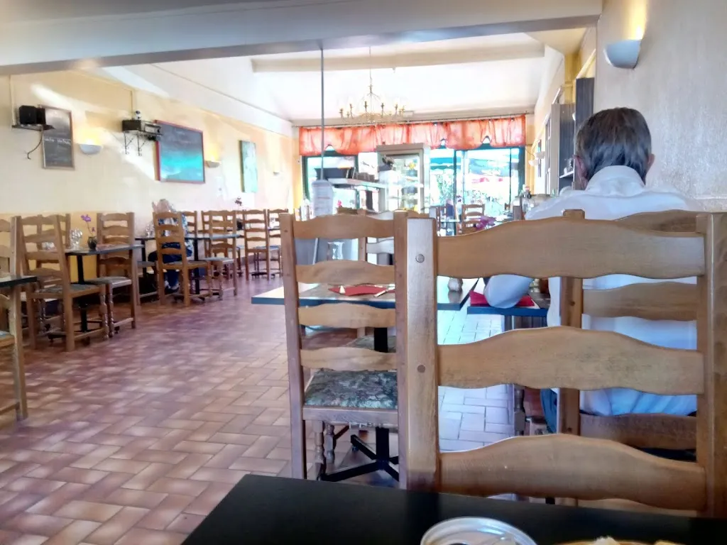 Rui Jorge_Restaurant - La Fontaine -ARTENAY_Artenay_review