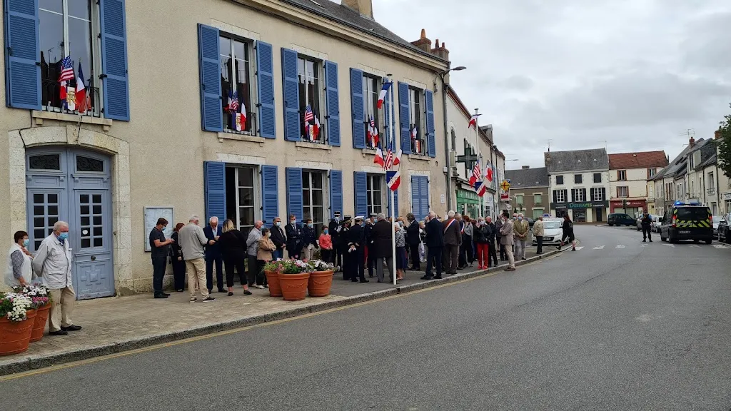 Restaurant - La Fontaine -ARTENAY_Artenay_slider_image_3