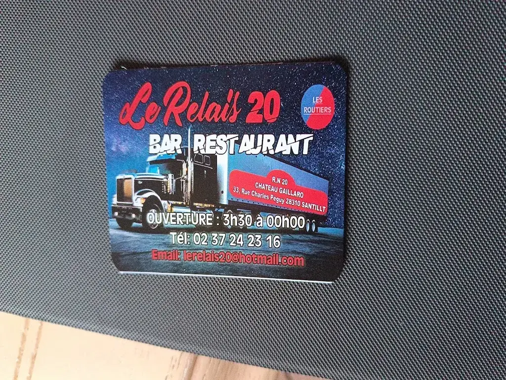 Didier Vedrenne_Le Relais 20_Santilly_review