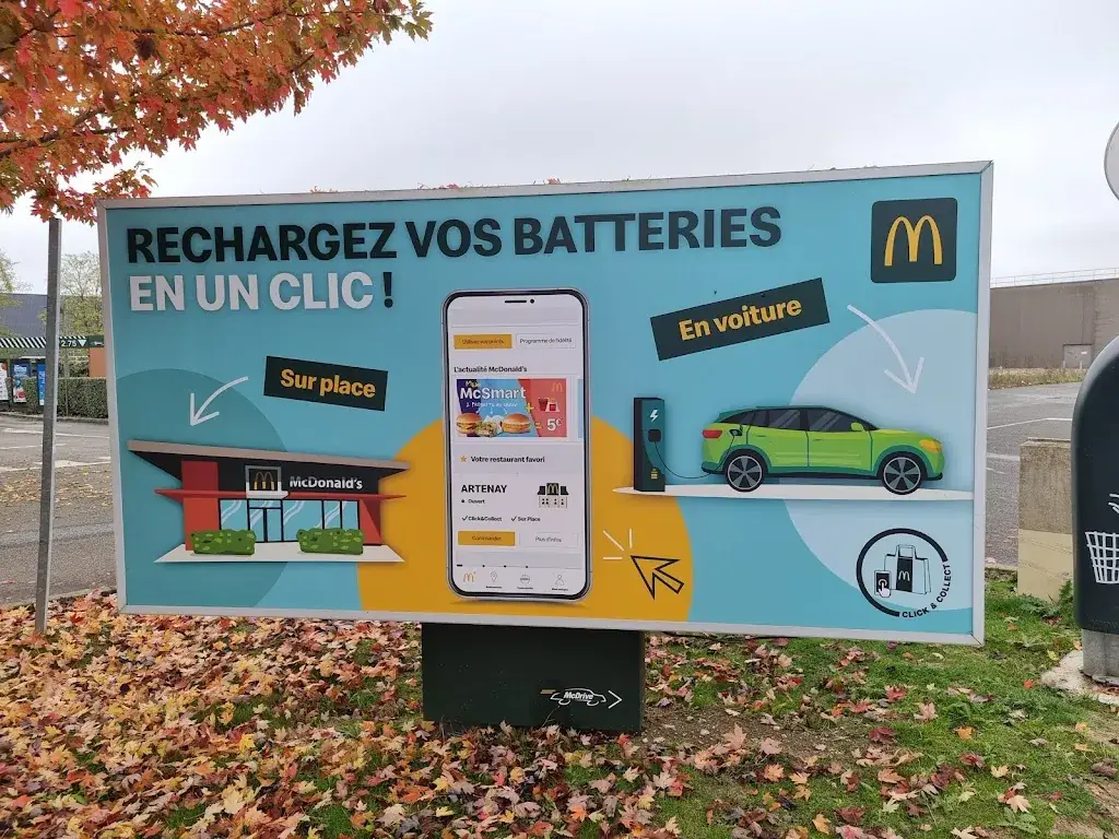 Robert Petrin_McDonald's_Artenay_review