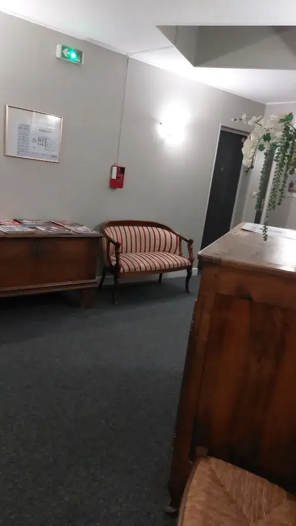 Christelle B_Logis Hôtel Auberge la Fontaine_Aubigny-sur-Nère_review