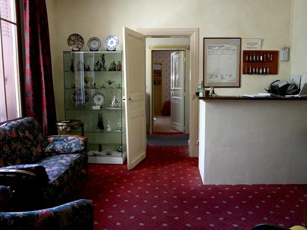 Logis Hôtel Auberge la Fontaine_Aubigny-sur-Nère_slider_image_3