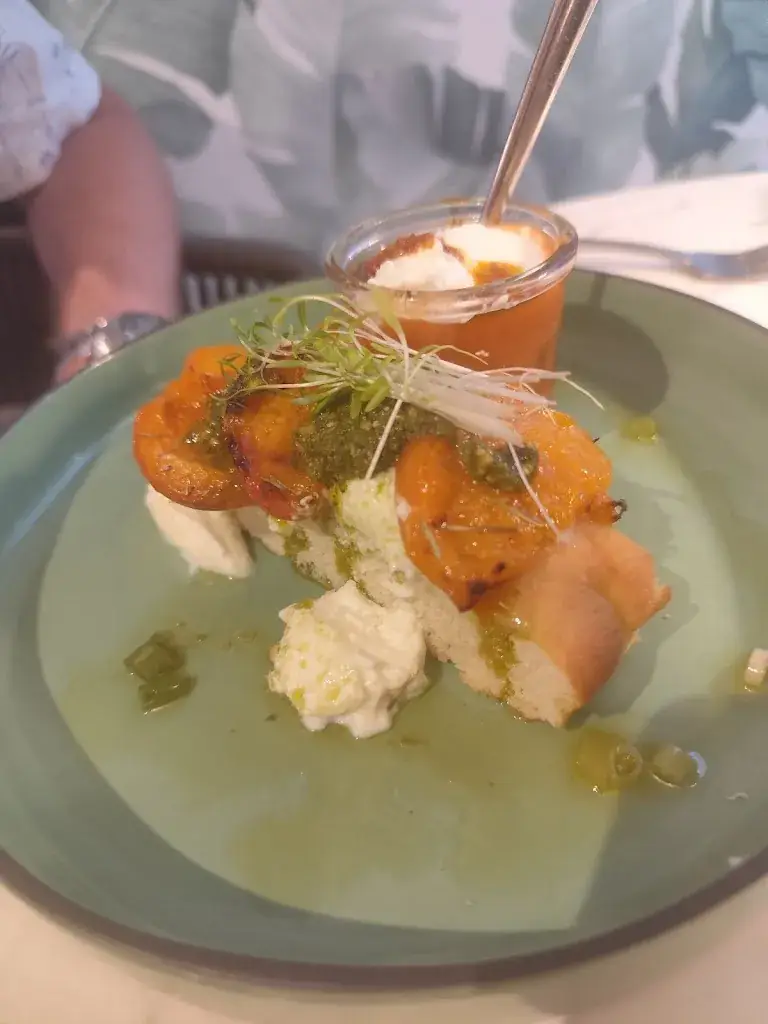 Auxane Commun_Le Vert Mi Sel_Valence_review