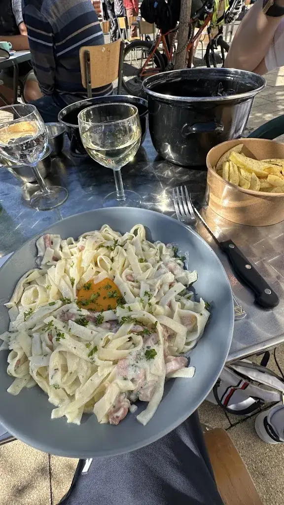 Thomas Vu_Chez Jeannine, au perché mignon_Auneau-Bleury-Saint-Symphorien_review