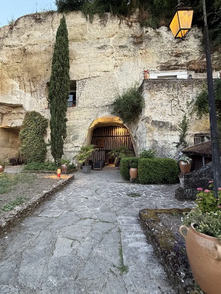 Elena P_Gueuleton - Montlouis-sur-Loire_Montlouis-sur-Loire_review