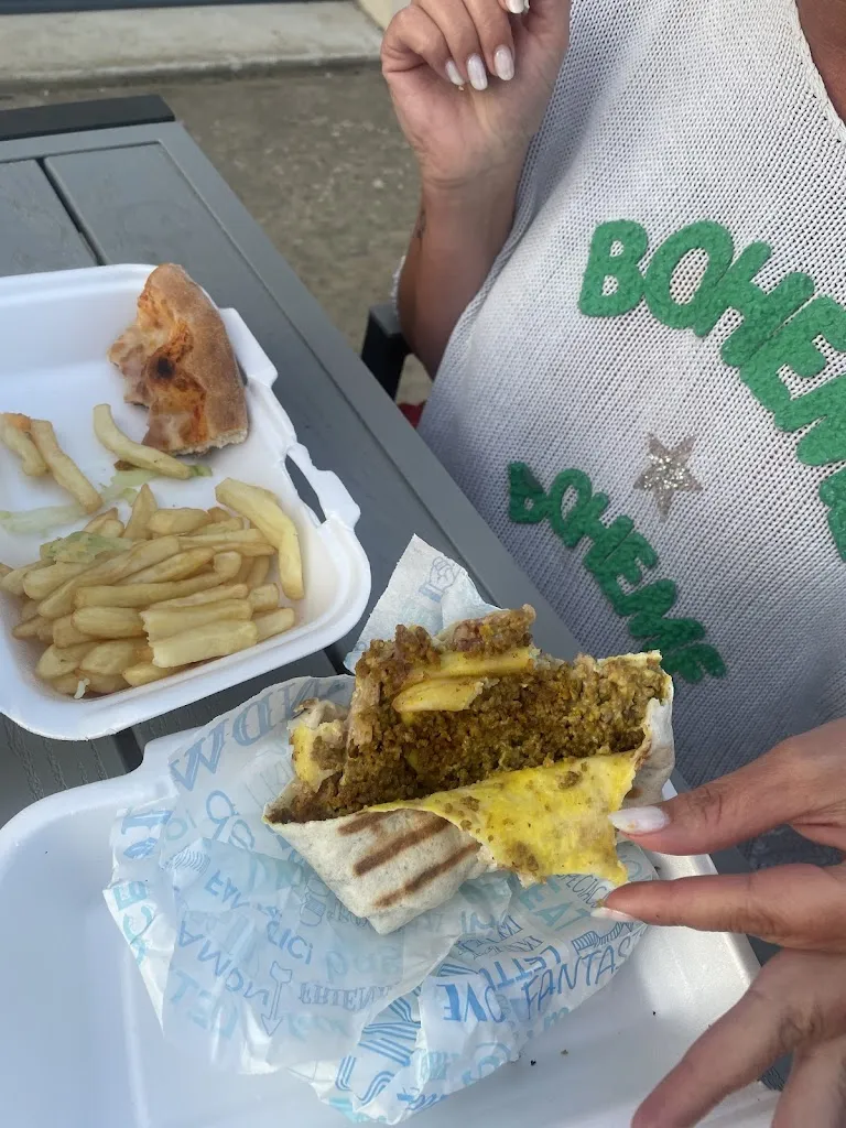 Lorene Bousquet_Star Pizza_Auneau-Bleury-Saint-Symphorien_review