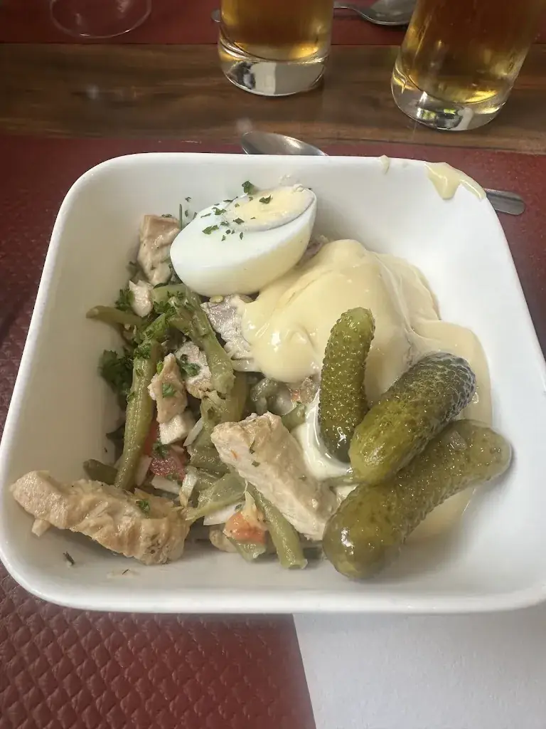 Alexandr Pesotsky_Bar brasserie pause cafe_Bailleau-le-Pin_review