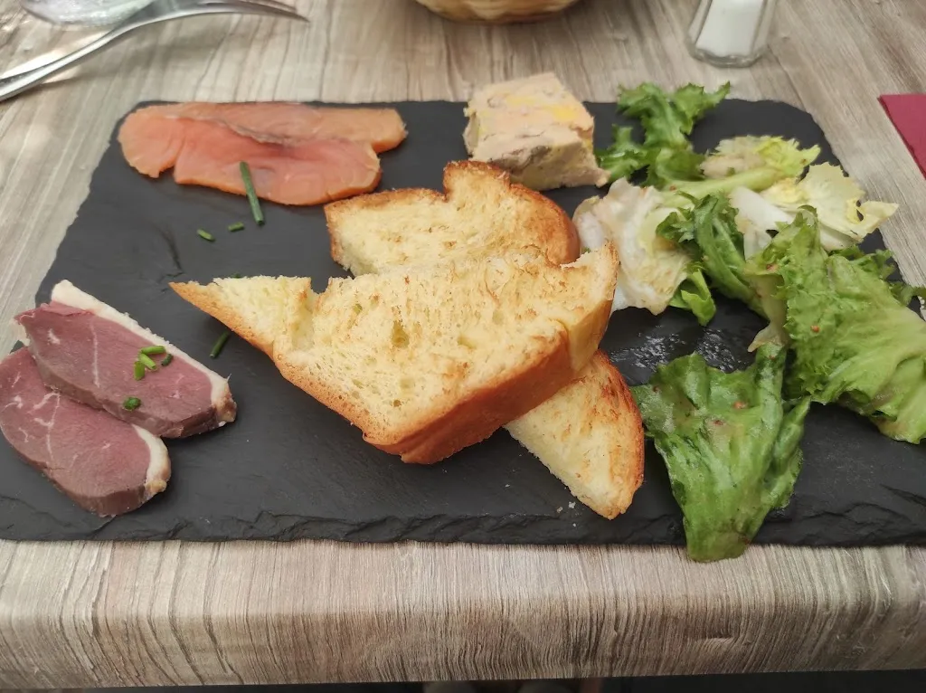 Le Parvis_Amboise_slider_image_2